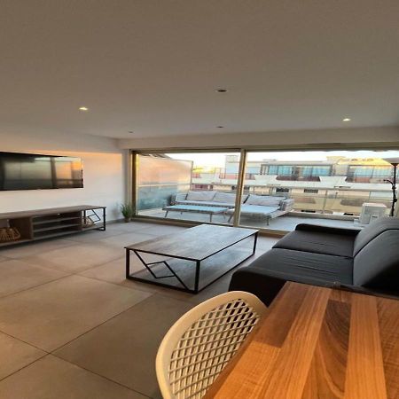 Tres Beau Studio Avec Terrasse, Situe A 100M Des Plages De Juans Les Pins Antibes Exterior foto